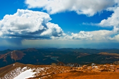 Stormy-morning-on-Pikes-Peak