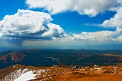 Stormy-morning-on-Pikes-Peak